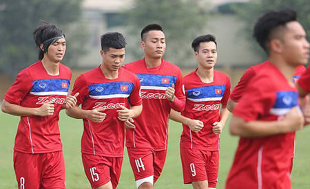 HLV Nguyễn Hữu Thắng đã chốt danh sách 23 cầu thủ tham dự VL U23 châu Á 2018.